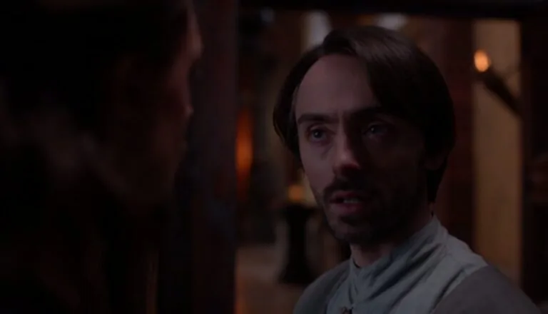 Момент из 3 серии 1 сезона