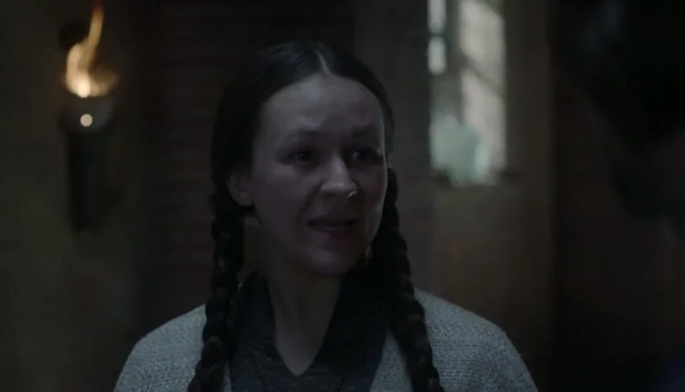 Момент из 4 серии 2 сезона